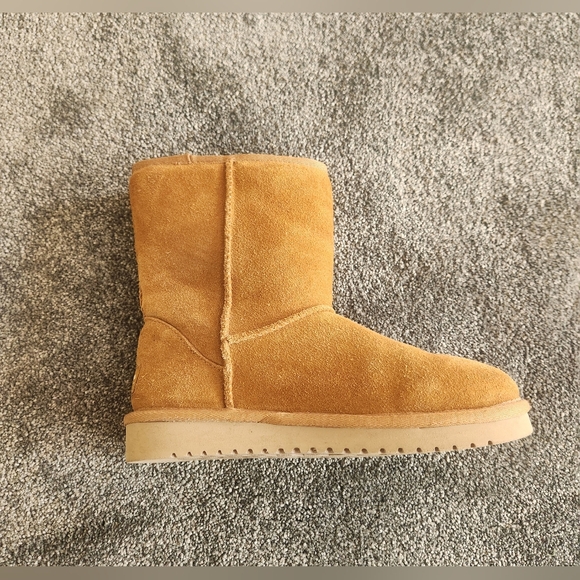 Koolaburra Shoes - Koolaburra by‎ UGG Size 5 Chesnut Brown Boots Womens Short 1017090